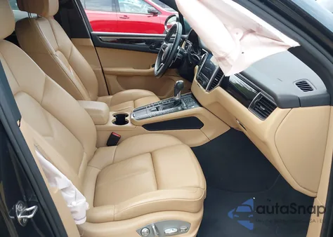 2018 Porsche Macan from USA, damaged, VIN WP1AA2A52JLB23840